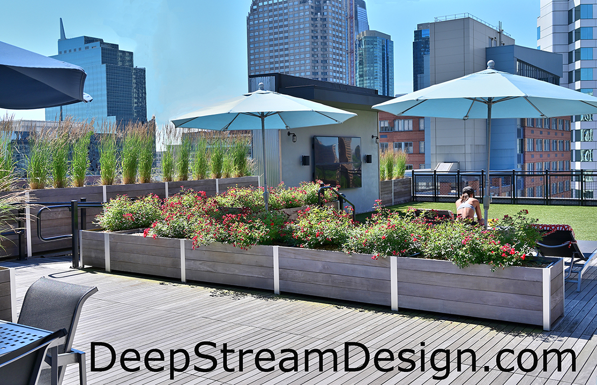 DeepStream large commercial wood planter